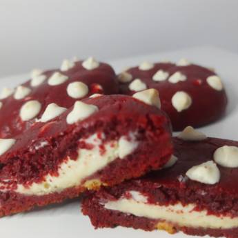Comprar o produto de CHEGOU!!! Nosso Cookie Red Velvet  em Doces e Sobremesas em Botucatu, SP por Solutudo