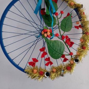 Comprar o produto de Guirlandas em Arte e Artesanato em São Gonçalo, RJ por Solutudo