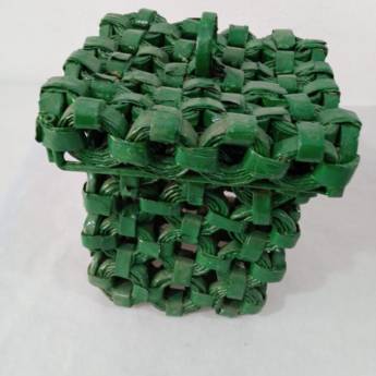 Comprar o produto de Cestas de Jornal com tampa em Arte e Artesanato em São Gonçalo, RJ por Solutudo