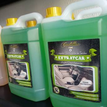 Comprar o produto de Limpador Sanitizante de Tecidos ExtratCar 5L em Produtos de Limpeza em Joinville, SC por Solutudo