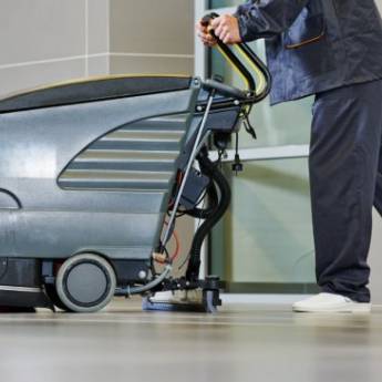 Comprar o produto de Tratamento de Pisos em Pisos e Revestimentos em Resende, RJ por Solutudo