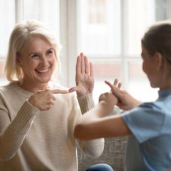 Comprar o produto de Curso básico de libras  em Cursos em Guarujá, SP por Solutudo
