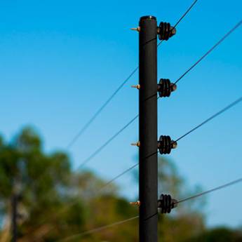 Comprar o produto de Cerca Elétrica - Proteção Perimetral Eficiente - Santa Cruz do Rio Pardo em Cerca Elétrica em Santa Cruz do Rio Pardo, SP por Solutudo