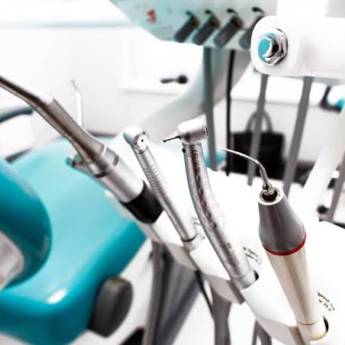 Comprar o produto de Manutenção de Cadeira Odontológica  em Assistência Técnica em Assis, SP por Solutudo