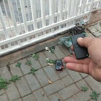 Comprar o produto de Conserto de Portões Elétricos em Reparação e Manutenção  em Cambé, PR por Solutudo