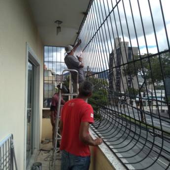 Comprar o produto de Grades Metálicas em Serralheria em Belo Horizonte, MG por Solutudo