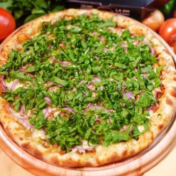 Comprar o produto de Pizza Filé Com Rúcula em Pizzas em Mineiros, GO por Solutudo