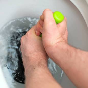 Comprar o produto de Desentupimento de Vaso Sanitário em Desentupidoras em Rio de Janeiro, RJ por Solutudo