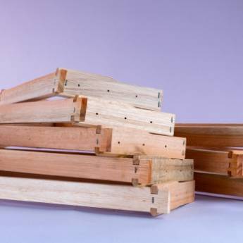 Comprar o produto de  Quadro de melgueirão em Produtos para Apicultura em Capão Bonito, SP por Solutudo