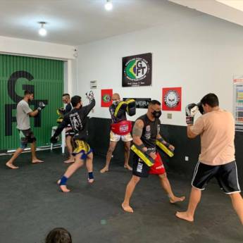 Comprar o produto de Jiu Jitsu e Muay Thai em Avaré em Academias de Lutas e Artes Marciais em Avaré, SP por Solutudo