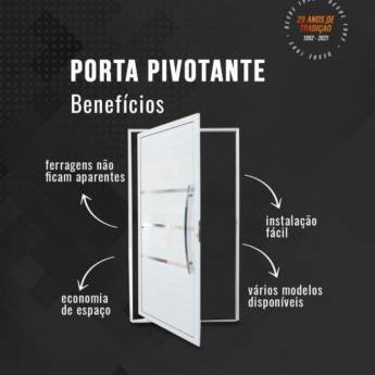 Comprar o produto de Portas Pivotantes em Alumínio em Portas e Janelas em Ninho Verde II Eco Residence, SP por Solutudo