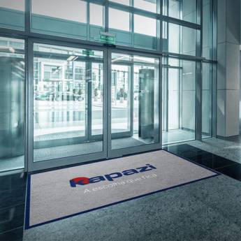 Comprar o produto de Tapetes e capachos personalizados em São Paulo em Tapetes em São Paulo, SP por Solutudo