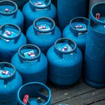 Comprar o produto de Entrega de Gás em Gás em Luziânia, GO por Solutudo