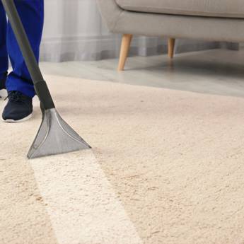 Comprar o produto de Limpeza de tapete em Limpeza de tapete em Jundiaí, SP por Solutudo