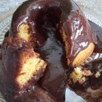 Comprar o produto de Mini bolo vulcão de cenoura em Doces e Sobremesas em Jundiaí, SP por Solutudo