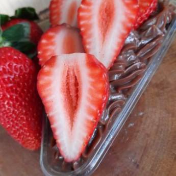 Comprar o produto de Pizza brigadeiro com morango em Doces e Sobremesas em Jundiaí, SP por Solutudo