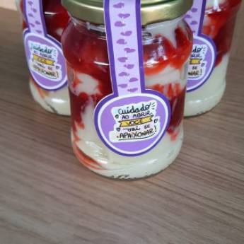 Comprar o produto de Pote quatro leites com geleia morango em Doces e Sobremesas em Jundiaí, SP por Solutudo