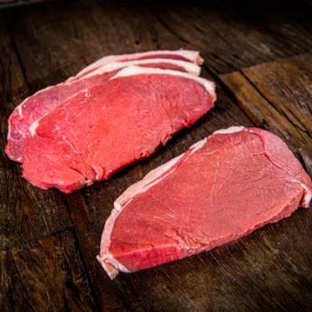 Comprar o produto de Bife de Coxão Mole Angus em Carnes em Mineiros, GO por Solutudo