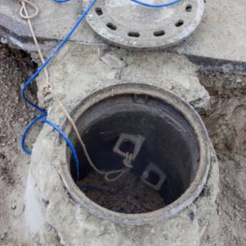 Comprar o produto de Desentupimento de Caixa de Gordura em Desentupimento em Niterói, RJ por Solutudo