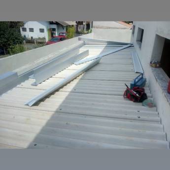 Comprar o produto de Antes e depois em Calhas - Inox em Tietê, SP por Solutudo