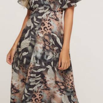 Comprar o produto de Vestido Longo  em Moda Feminina em Mineiros, GO por Solutudo