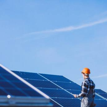 Comprar o produto de Instalação de energia solar em Energia Solar em Guaratinguetá, SP por Solutudo
