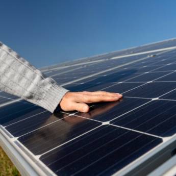 Comprar o produto de Energia solar para comércio em Energia Solar em Guaratinguetá, SP por Solutudo