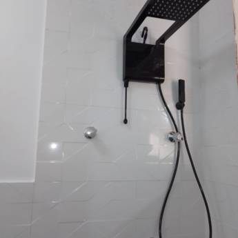 Comprar o produto de Instalador de chuveiro em Avaré  em Eletricistas em Avaré, SP por Solutudo