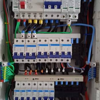 Comprar o produto de Instalador de Quadro de Distribuição em Avaré em Eletricistas em Avaré, SP por Solutudo