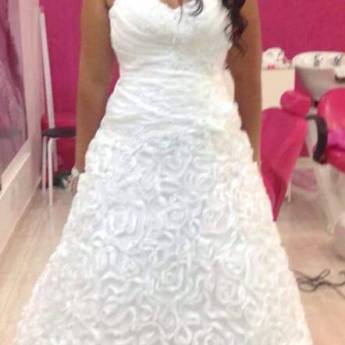 Comprar o produto de Vestido de noiva Bauru em Noivas em Bauru, SP por Solutudo