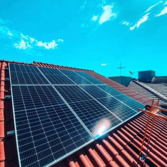 Comprar o produto de Sistema de energia solar para residência em Energia Solar em Trindade, GO por Solutudo