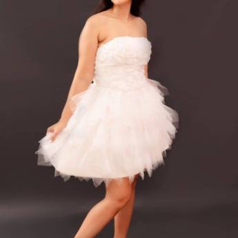 Comprar o produto de Vestido curto branco em Bauru em Vestidos de Festa em Bauru, SP por Solutudo