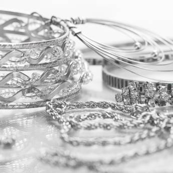 Comprar o produto de Compra de Prata em Ouro e Prata em Itajaí, SC por Solutudo