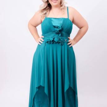 Comprar o produto de Vestido azul claro pregueado Plus Size em Bauru em Moda Plus Size em Bauru, SP por Solutudo