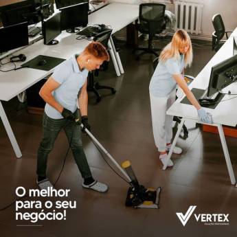 Comprar o produto de Limpeza de estabelecimentos comerciais em Serviços de Portaria e Limpeza em Curitiba, PR por Solutudo