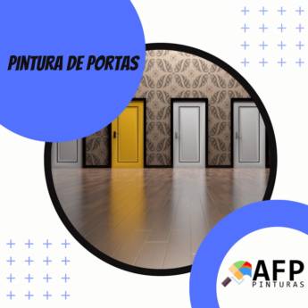 Comprar o produto de PINTURA DE PORTAS em Construção em Botucatu, SP por Solutudo