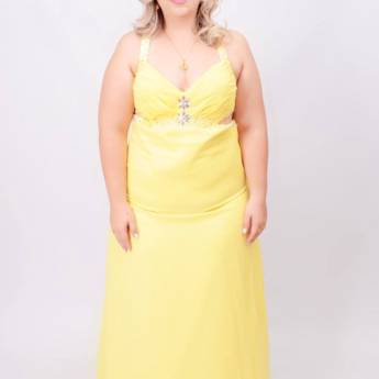 Comprar o produto de Vestido amarelo Plus Size em Bauru em Moda Plus Size em Bauru, SP por Solutudo