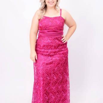 Comprar o produto de Vestido rosa choque rendado Plus Size em Bauru em Moda Plus Size em Bauru, SP por Solutudo