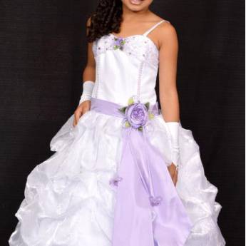 Comprar o produto de Vestido Daminha de honra com detalhes em Lilás Bauru em Vestidos de Daminha em Bauru, SP por Solutudo