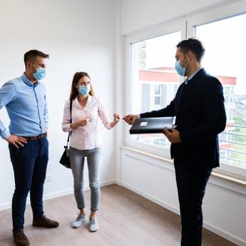 Comprar o produto de Perito Assistente em Corretor de imóveis em Santo André, SP por Solutudo