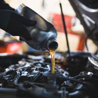 Comprar o produto de Troca de Óleo em Trocas de Óleo em Jundiaí, SP por Solutudo