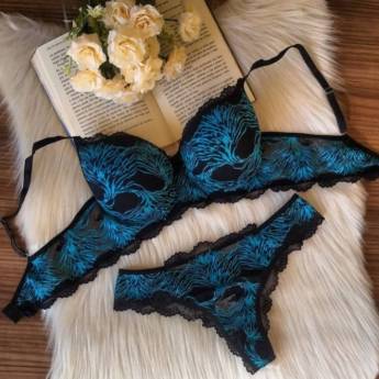 Comprar o produto de Conjunto de Lingerie - Preto detalhe azul em Conjuntos e Sutiãs em Jundiaí, SP por Solutudo