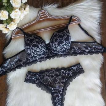 Comprar o produto de Conjunto e Lingerie - Preto/branco detalhado em Conjuntos e Sutiãs em Jundiaí, SP por Solutudo