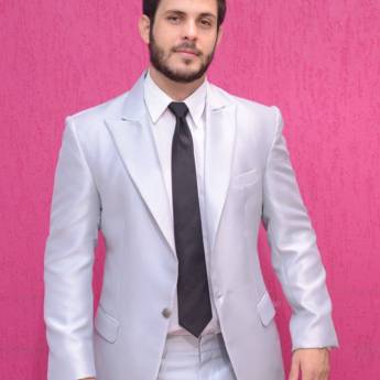 Comprar o produto de Terno prata para noivo em Bauru em Ternos em Bauru, SP por Solutudo