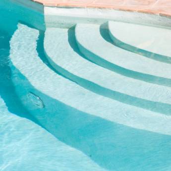 Comprar o produto de Sistemas de aquecimento de piscina em Identificação de vazamentos em piscina em Jundiaí, SP por Solutudo