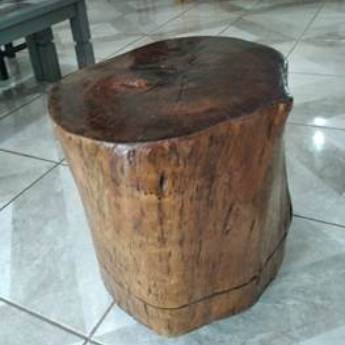 Comprar o produto de Tronco mesa de centro  48 x 46 cm Altura em Mesas de Centro pela empresa Home Rústico - Artefatos de Madeira em Foz do Iguaçu, PR por Solutudo