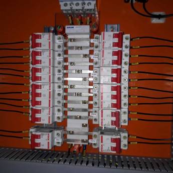 Comprar o produto de Quadro de comando em Engenharia em Cotia, SP por Solutudo
