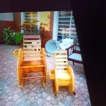 Comprar o produto de Restauração de Cadeira de balanço  em Móveis pela empresa Goes Restauração de Móveis e Marcenaria em Marília, SP por Solutudo