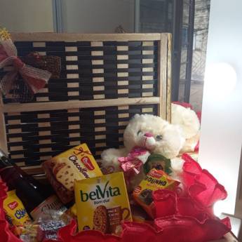 Comprar o produto de Cesta de Natal personalizada  em Presentes Criativos em Jundiaí, SP por Solutudo