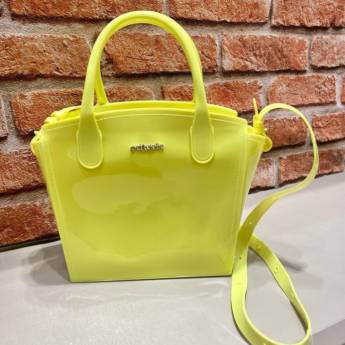 Comprar o produto de Esse tom está a cara do verão! em Bolsas em Aracaju, SE por Solutudo